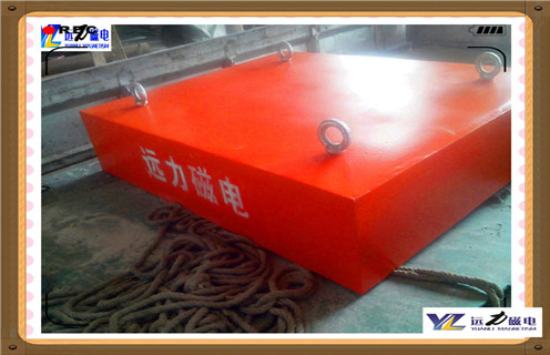永磁磁選機，永磁磁選機設備在礦山使用中的特點(diǎn)_遠力為您講述永磁磁選機設備在礦山使用中的特點(diǎn)磁場(chǎng)分布圖