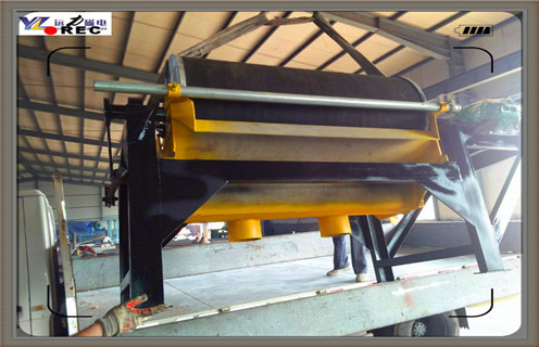 永磁筒式磁選機，新疆CTB-1024永磁筒式磁選機_新疆CTB-1024永磁筒式磁選機分選粒度如何選鐵參數規格一般是多少_生產(chǎn)廠(chǎng)家