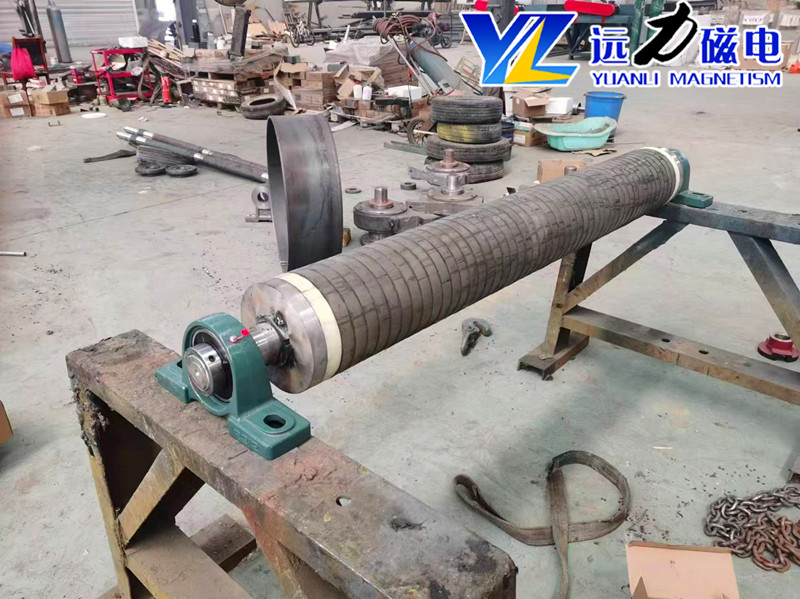 鉀長(cháng)石專(zhuān)用強磁輥式磁選機 遠力磁電 14 年專(zhuān)注打造靠譜設備